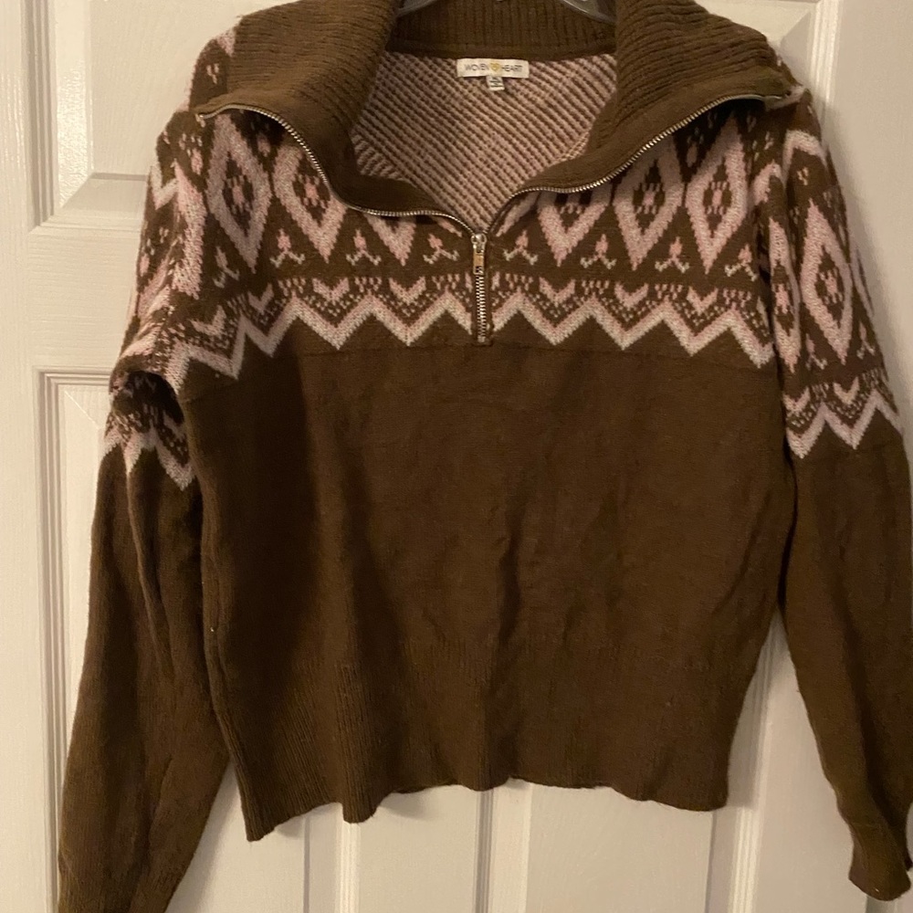 Sweater - Picture 3 of 3